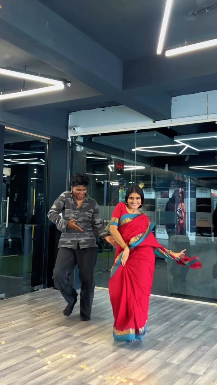 Post 1 by Mandara Gowda on Instagram (video)