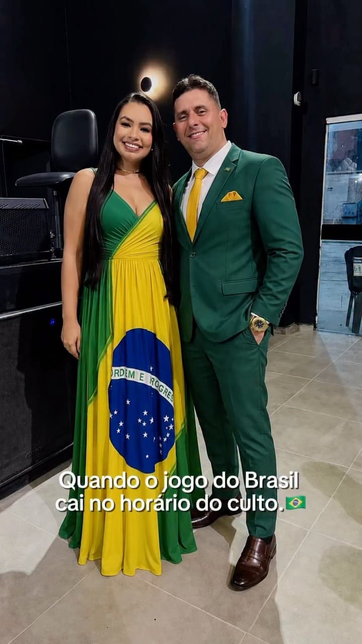 Post 8 by Andresa Carvalho on Instagram (video)