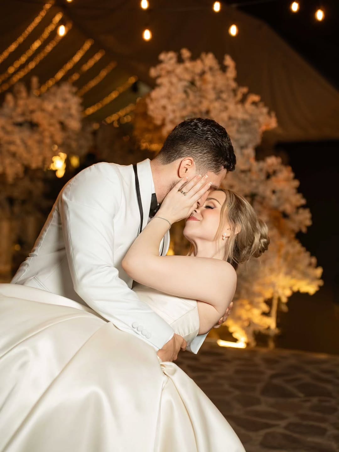 Post 7 by Joshua Rodríguez | Fotógrafo de Bodas on Instagram (carousel)