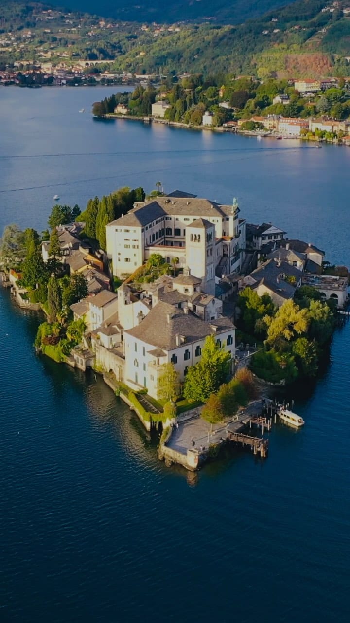 Post 8 by Massimiliano Lazzi on Instagram (video)