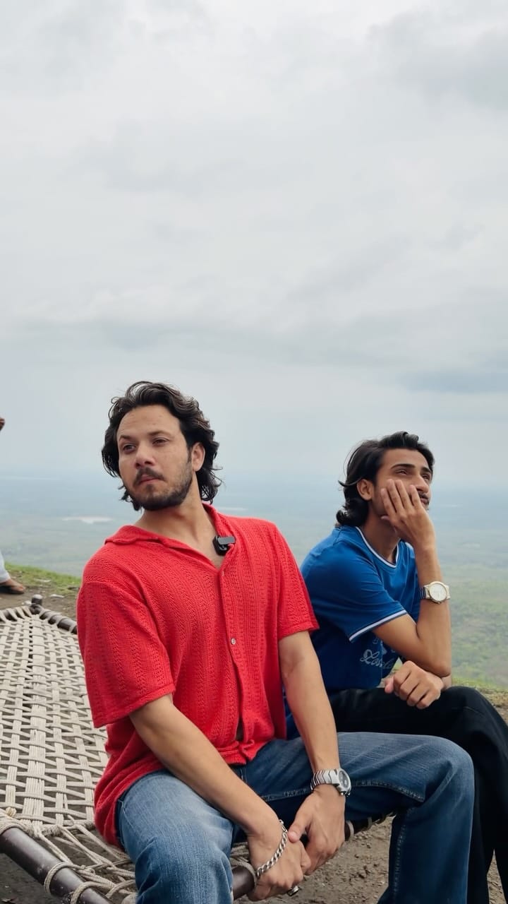 Post 4 by Shoaib khan on Instagram (video)