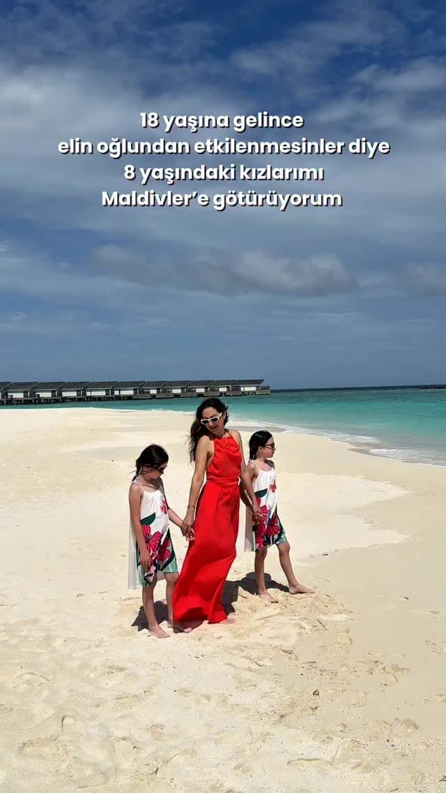 Post 1 by Samira Kültür on Instagram (video)