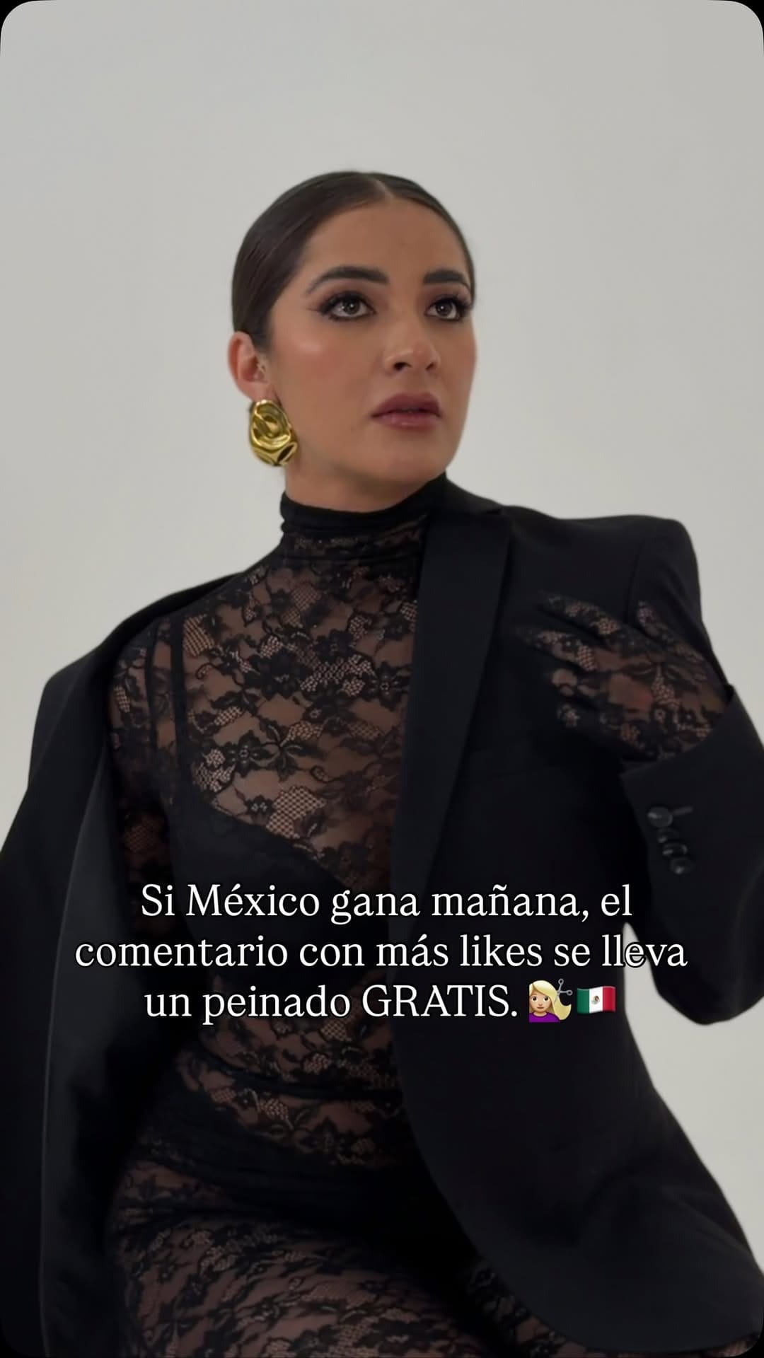 Post 1 by Gabriela Zertuche Hair on Instagram (video)