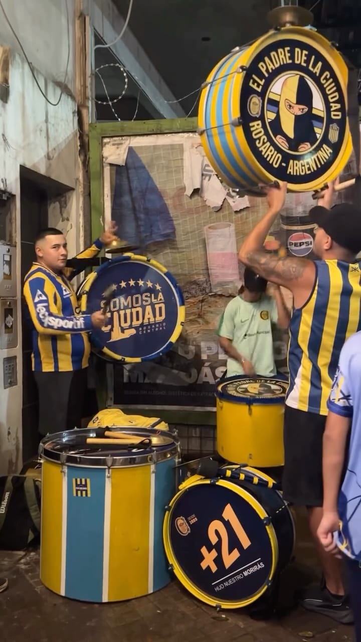 Post 10 by Roberto Oliveri on Instagram (video)