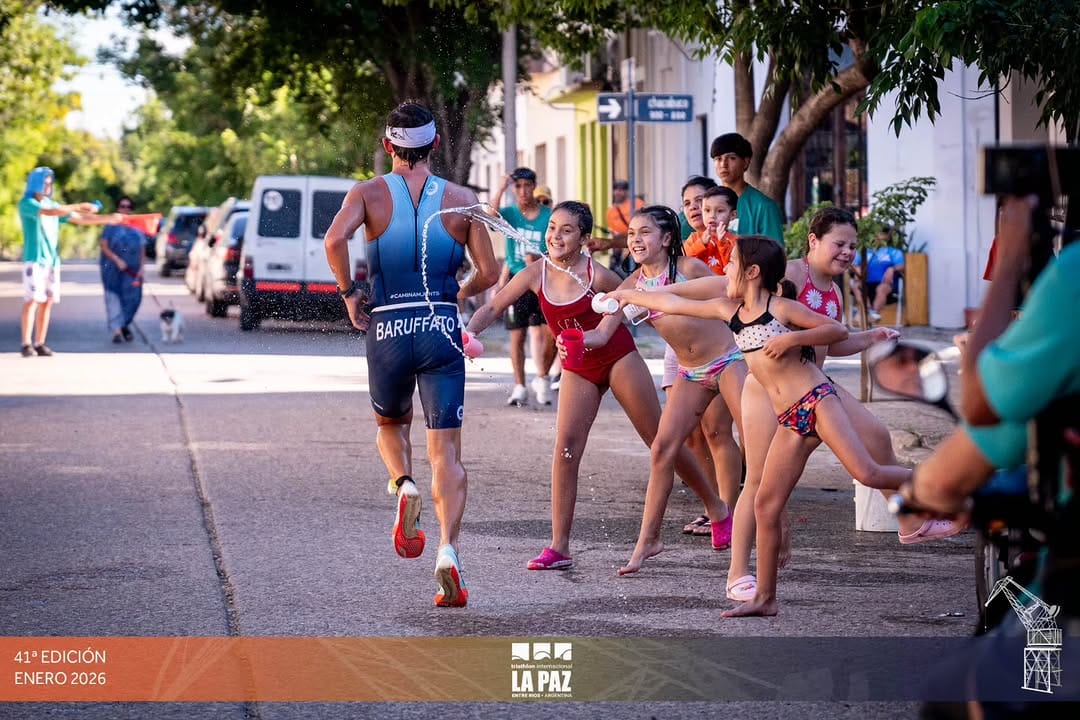 Post 3 by Triathlon Internacional La Paz on Instagram (carousel)