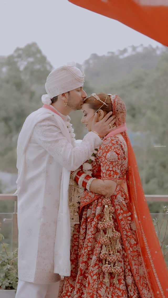 Post 1 by Himani Rawat on Instagram (video)