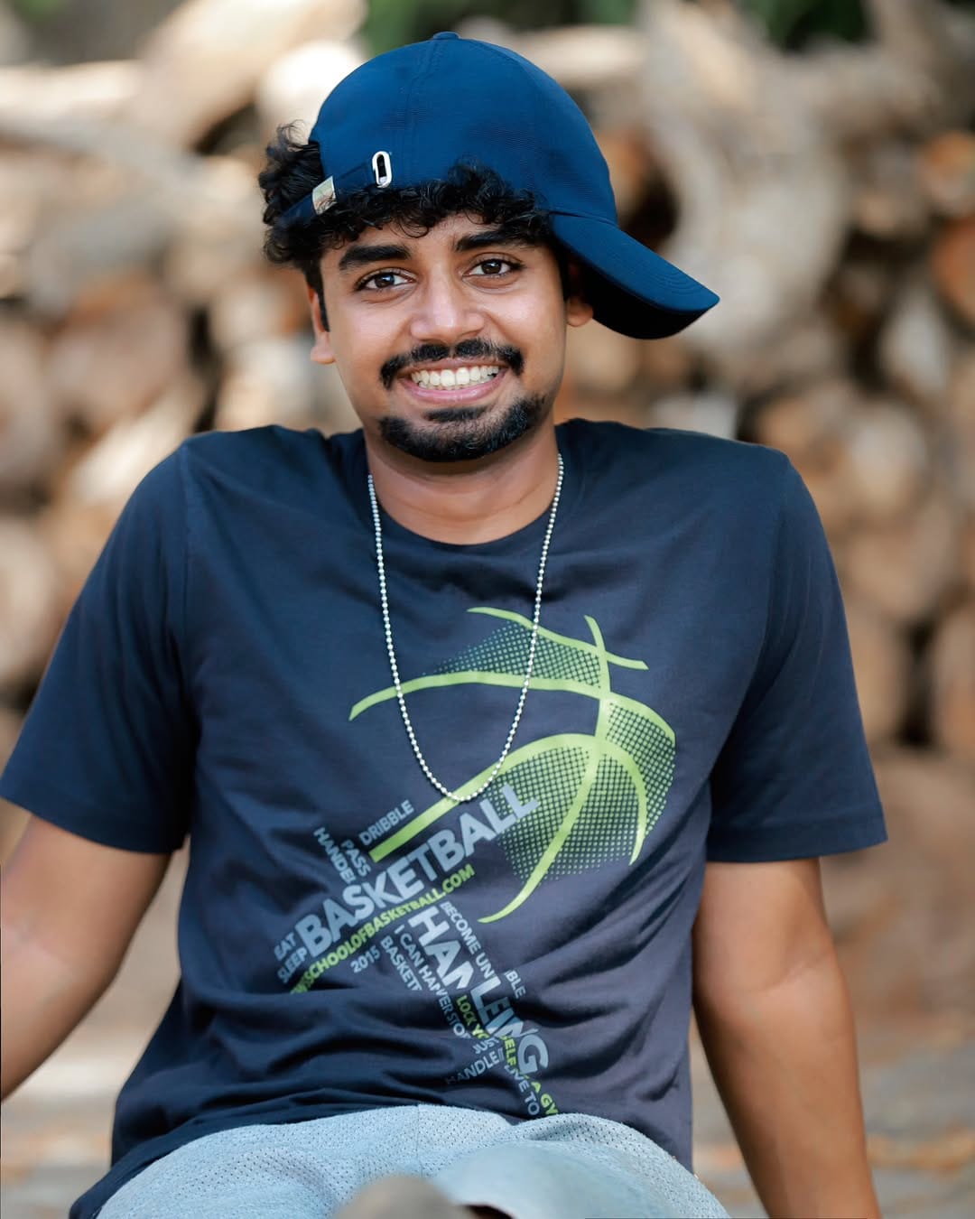 Post 6 by YADAV MOKO on Instagram (image)