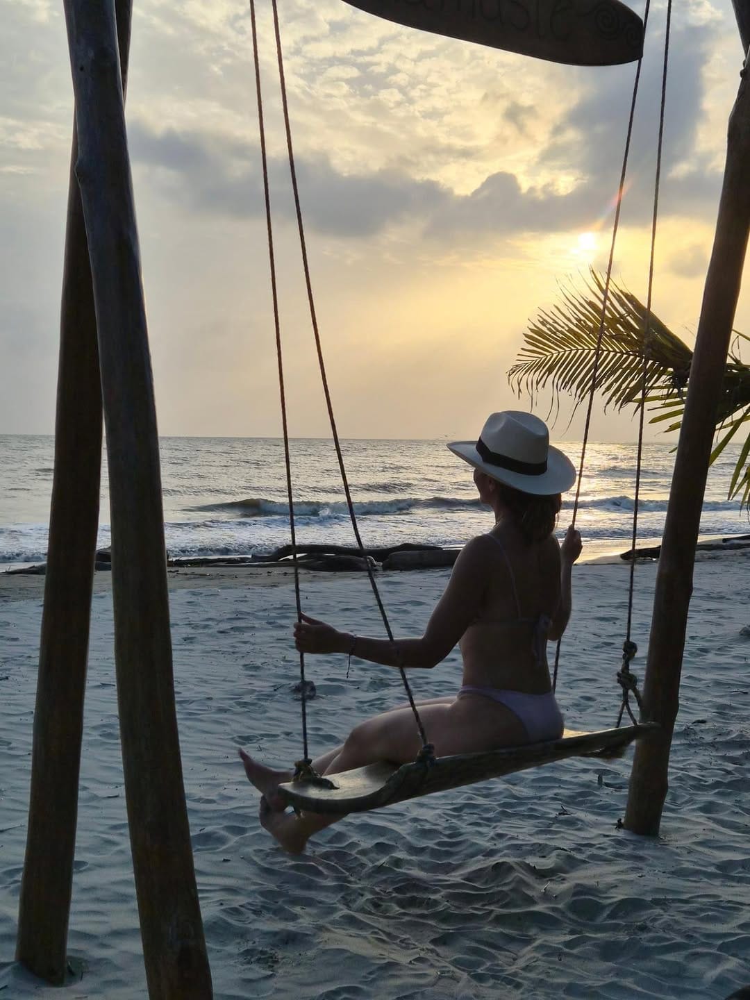 Post 1 by Linda Bustamante | Presentadora TV & Eventos on Instagram (carousel)