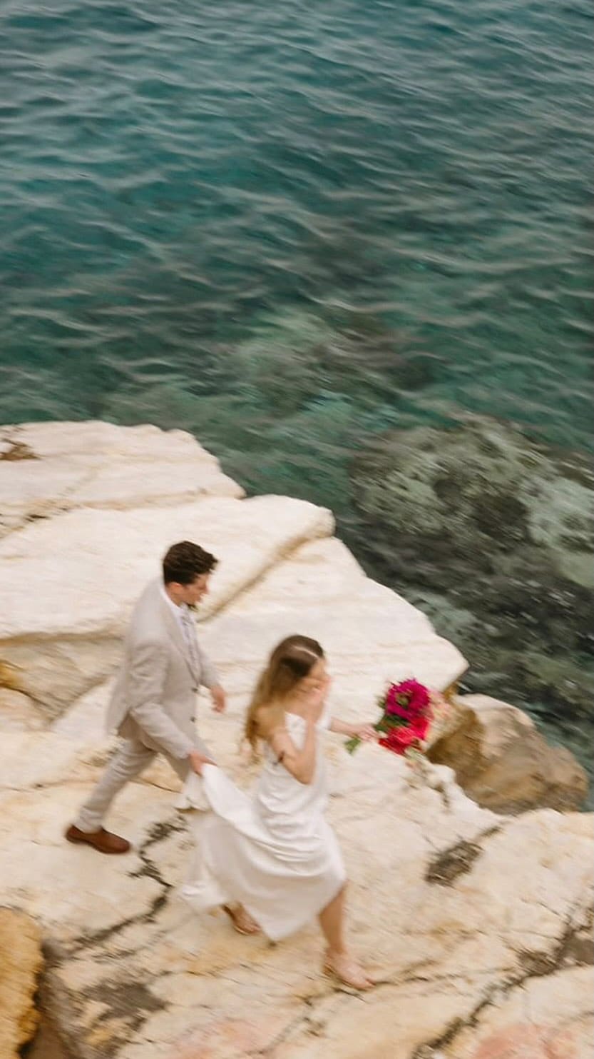 Post 3 by Charné - Cape Town Wedding Photographer on Instagram (video)