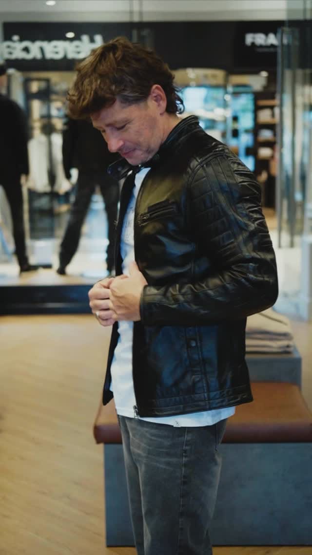 Post 6 by Seba Finkelstein on Instagram (video)