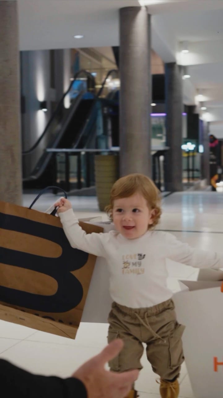 Post 5 by Seba Finkelstein on Instagram (video)