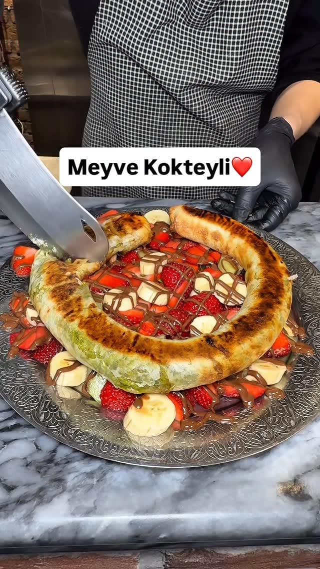 Post 4 by SENDE YE’SENE on Instagram (video)