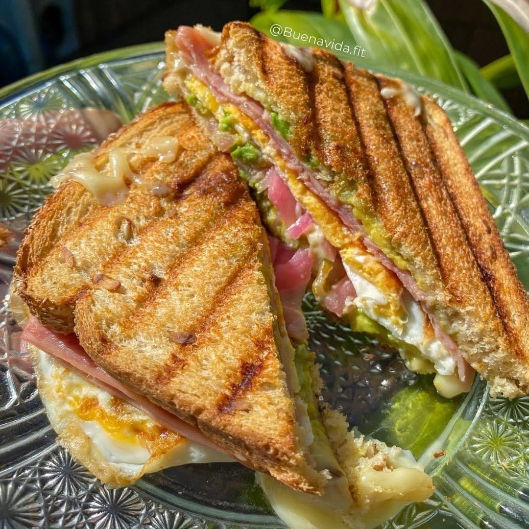 Post 10 by Karla Casanova G | Nutrióloga Deportiva on Instagram (carousel)