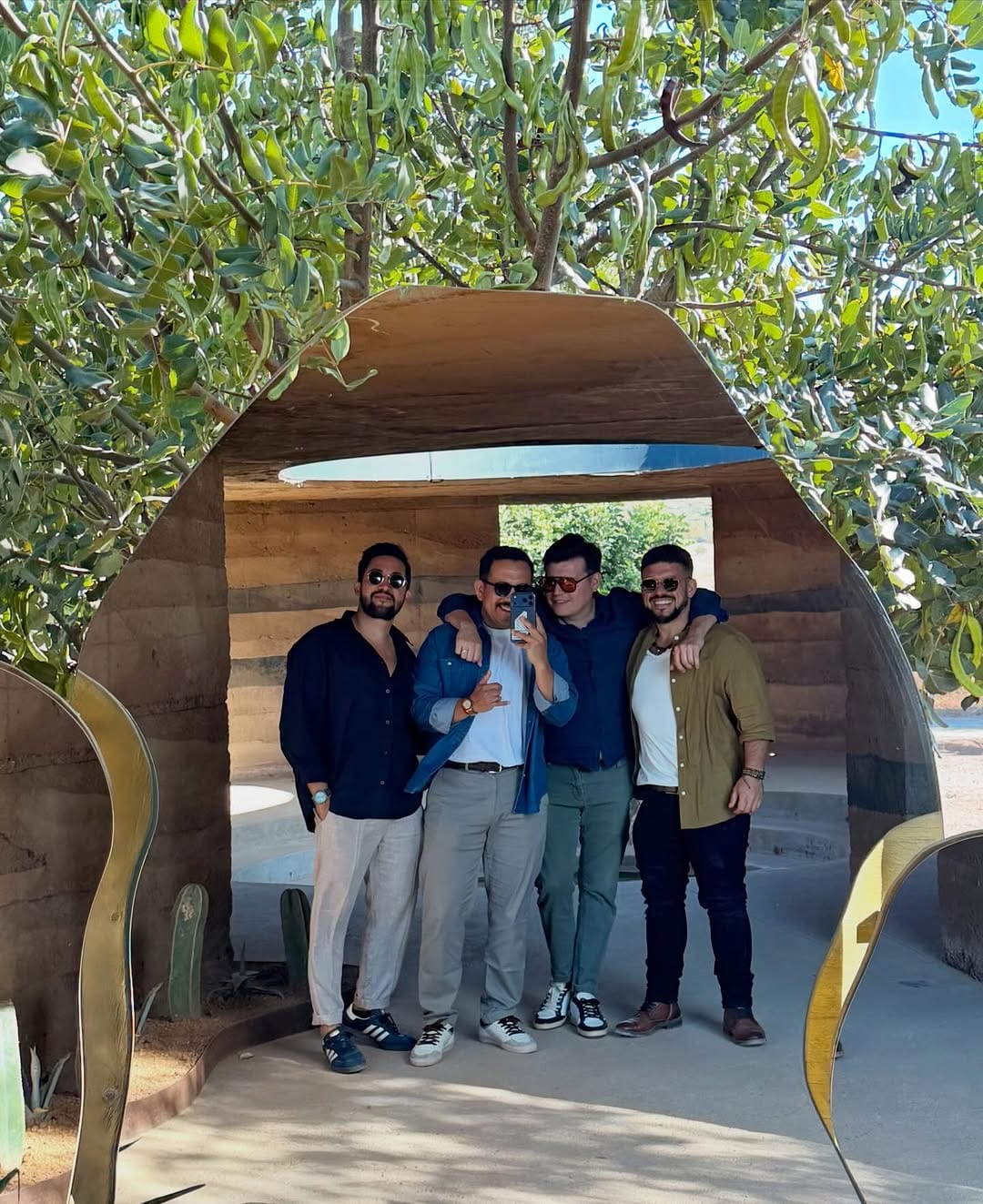 Post 5 by Raúl Vergara Mayorga on Instagram (carousel)