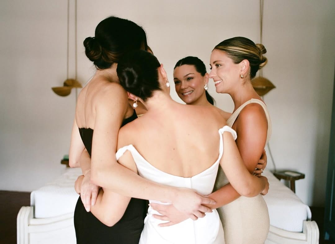 Post 5 by White Diamond | Wedding photographers in Costa Rica on Instagram (carousel)