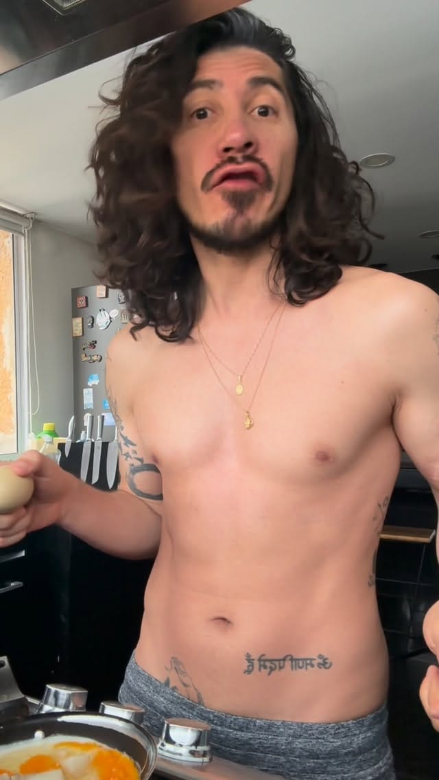 Post 2 by Leonardo Hernández Niño on Instagram (video)