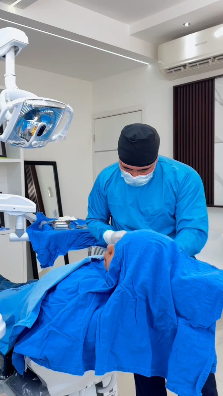 Post 7 by Dr. Edgar Luque •Maxilofacial• on Instagram (video)
