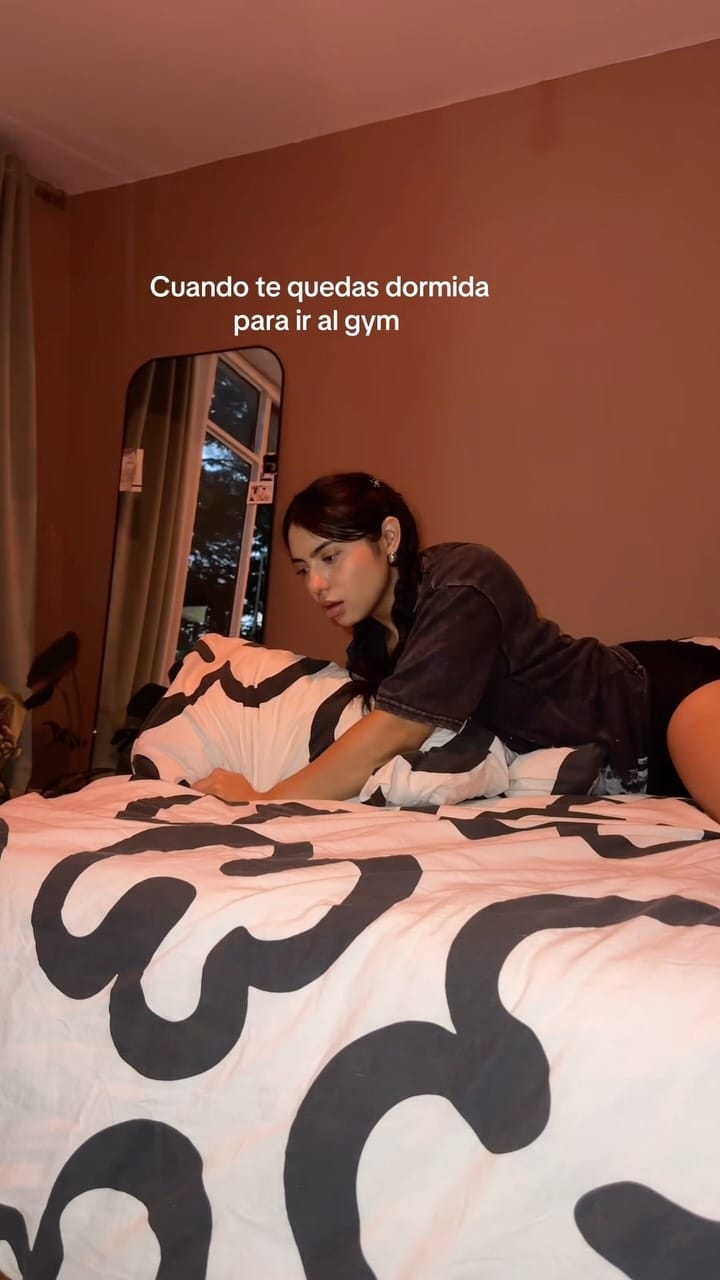 Post 3 by Stephanie Castro | Nutrióloga on Instagram (video)