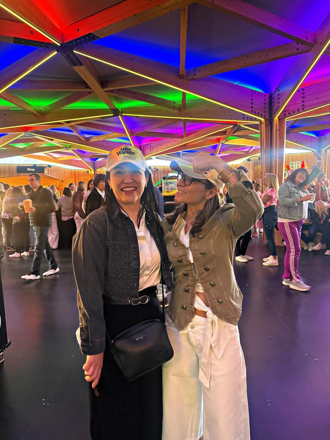 Post 6 by Dra Ale Reuma on Instagram (carousel)
