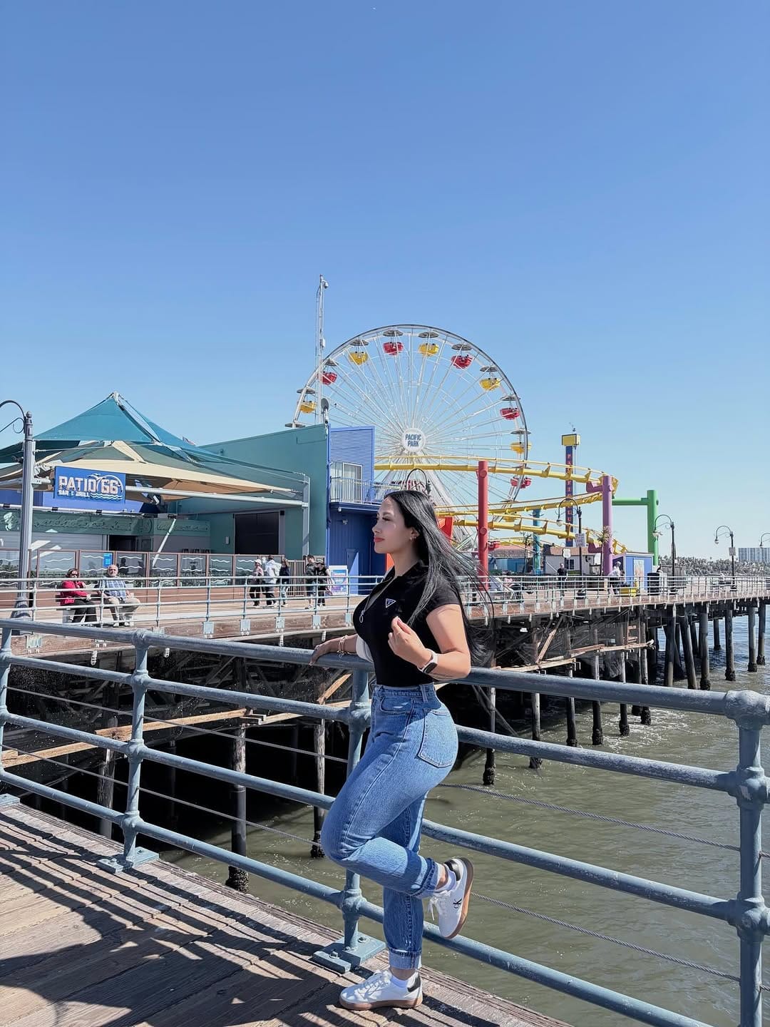 Post 5 by Daniela Arteaga on Instagram (carousel)