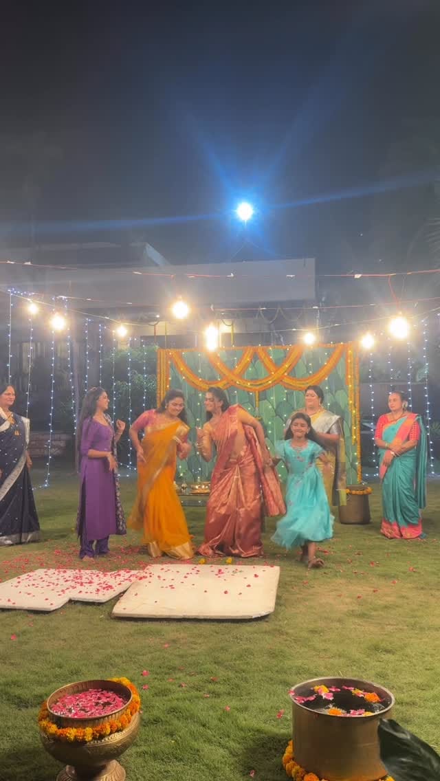 Post 10 by Anumita Dutta on Instagram (video)