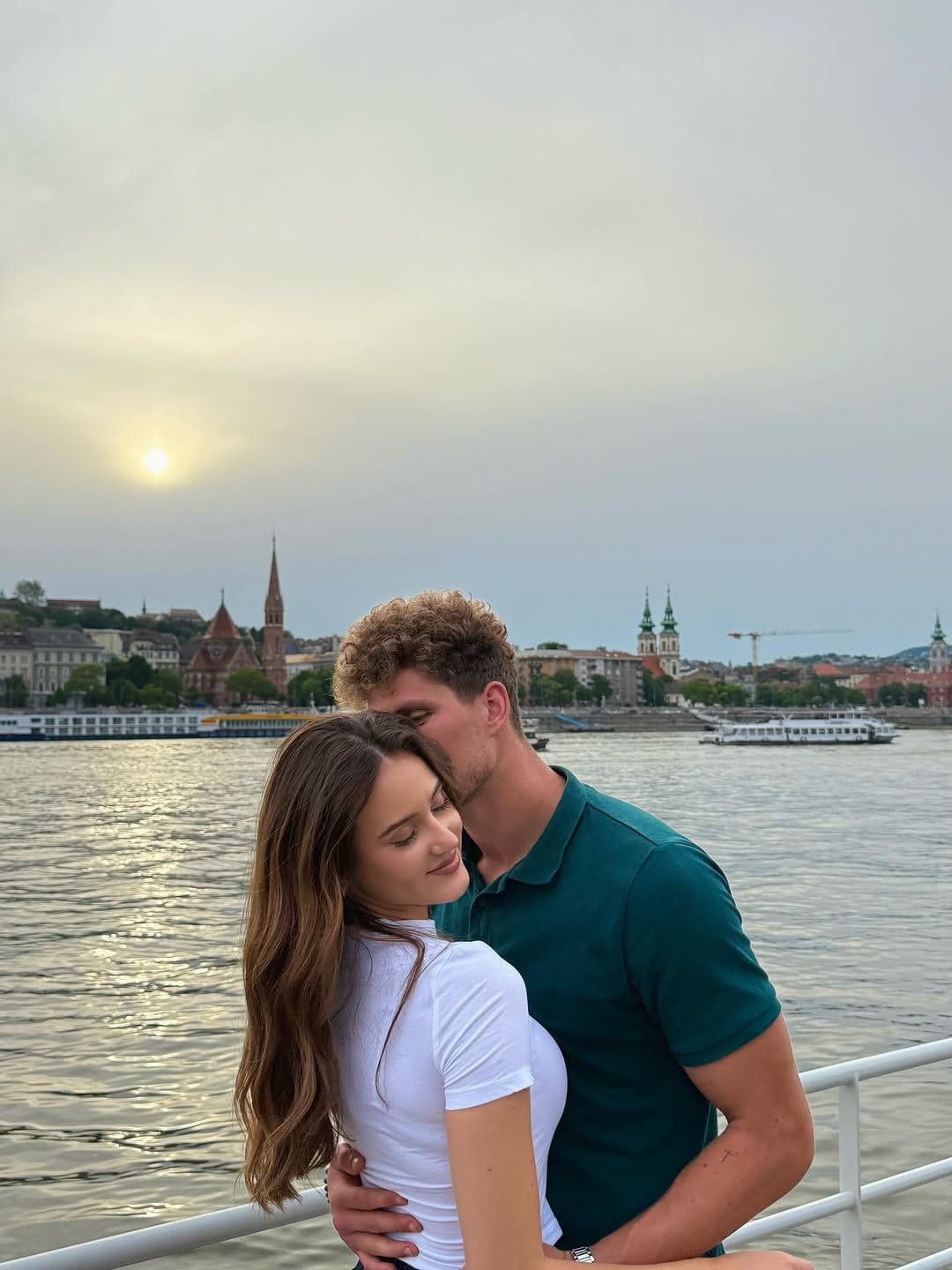 Post 9 by ♌︎ 𝐿𝑒𝑜𝓃𝒶 on Instagram (image)