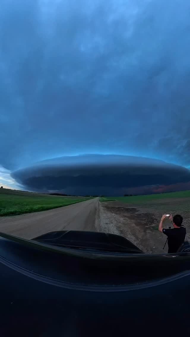 Post 6 by Unwetter-Freaks on Instagram (video)