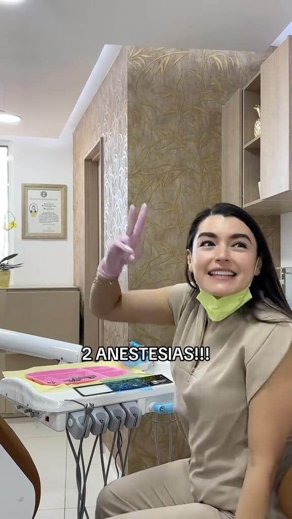 Post 10 by Dentale | Clínica dental. on Instagram (video)