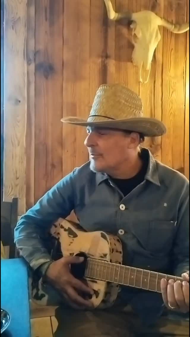 Post 6 by 🅙🅔🅐🅝 🅡🅞🅒🅗 on Instagram (video)