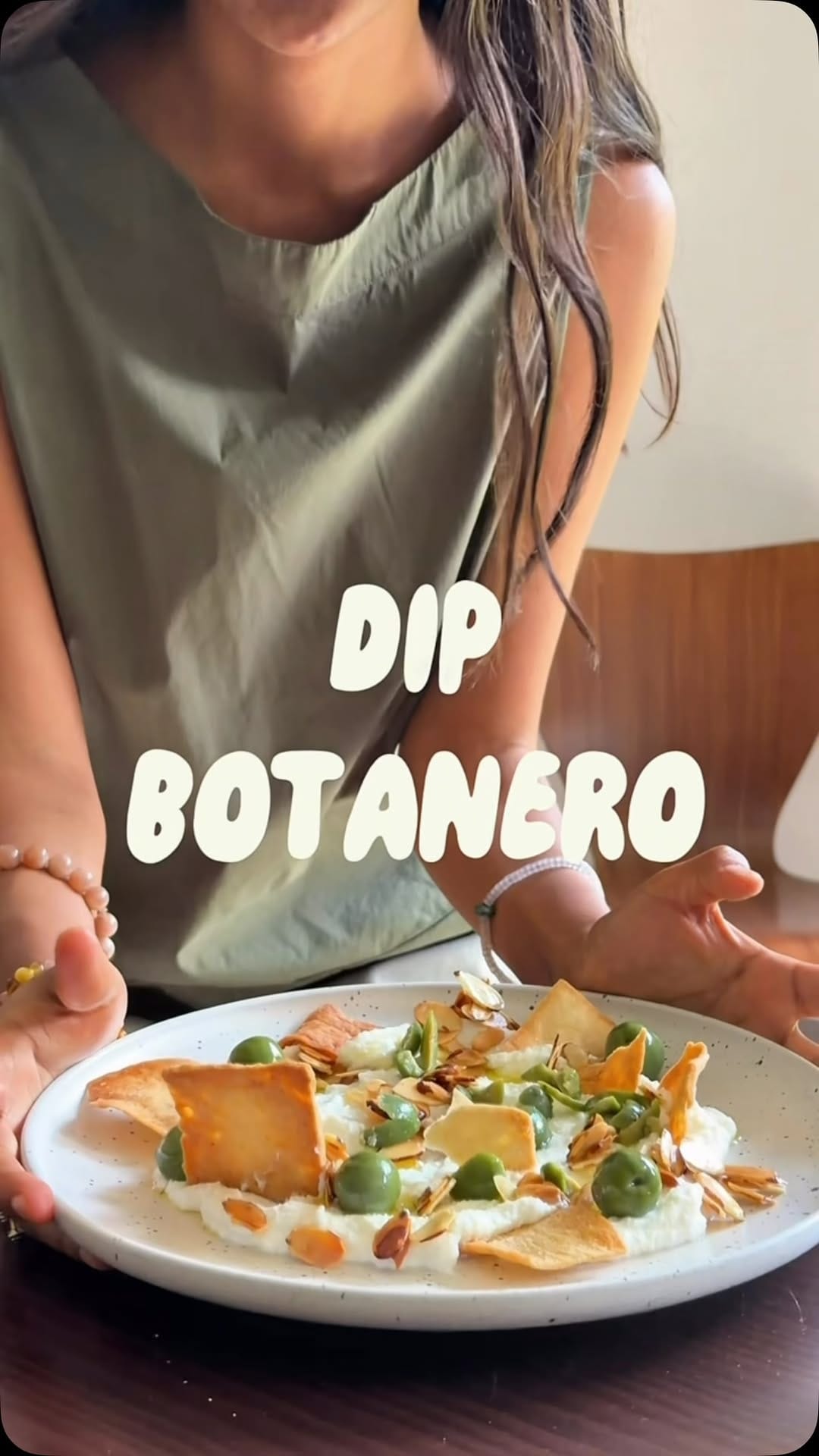 Post 2 by Monica • Nutritionist on Instagram (video)