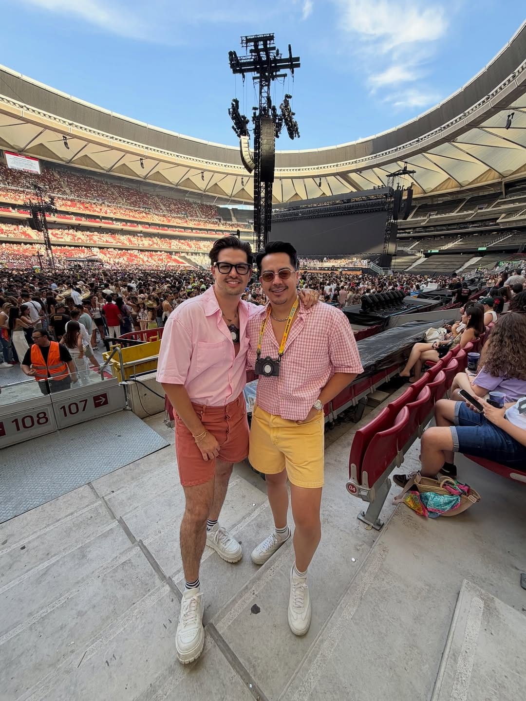 Post 8 by Dr. Daniel Romano on Instagram (carousel)