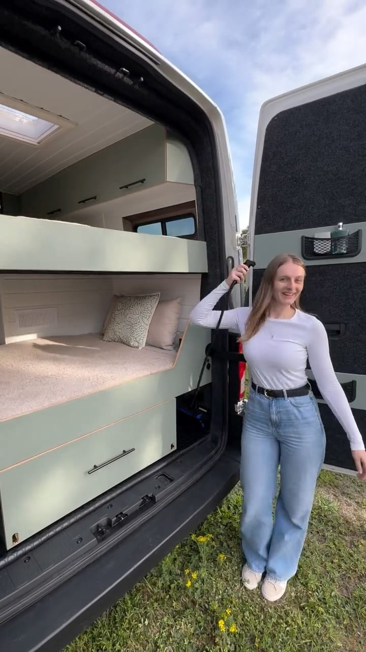 Post 4 by Van Life Builds ↟𖠰 on Instagram (video)