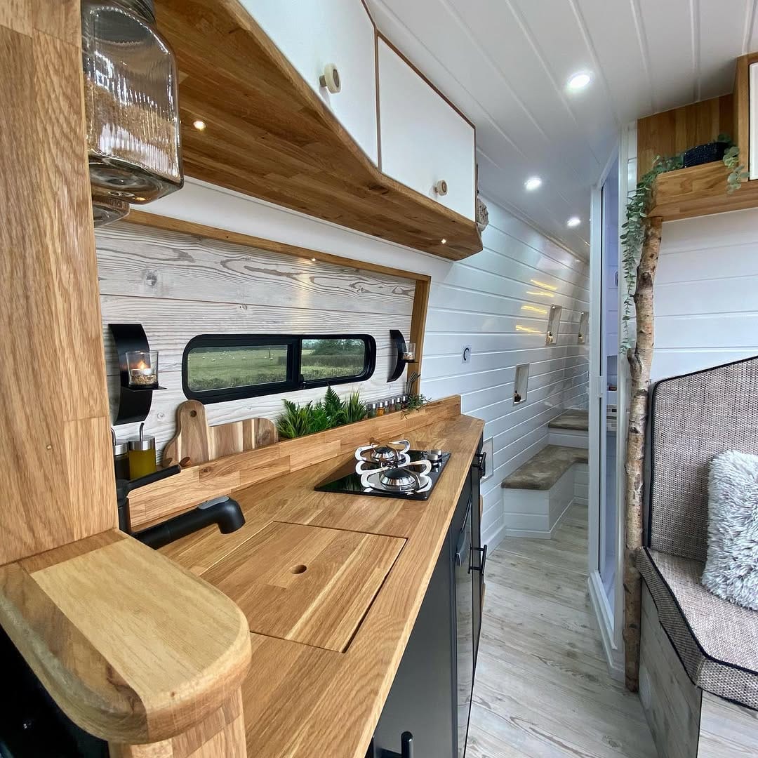 Post 9 by Van Life Builds ↟𖠰 on Instagram (carousel)