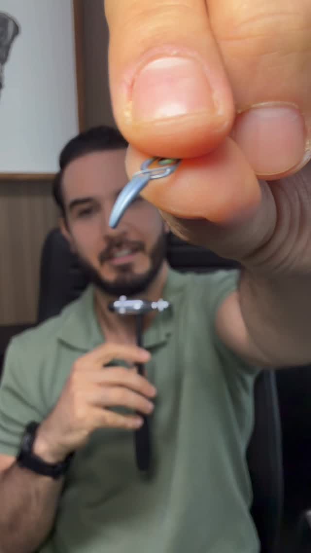Post 8 by Dr. Carlos Estrella | Neurocirujano Guadalajara on Instagram (video)
