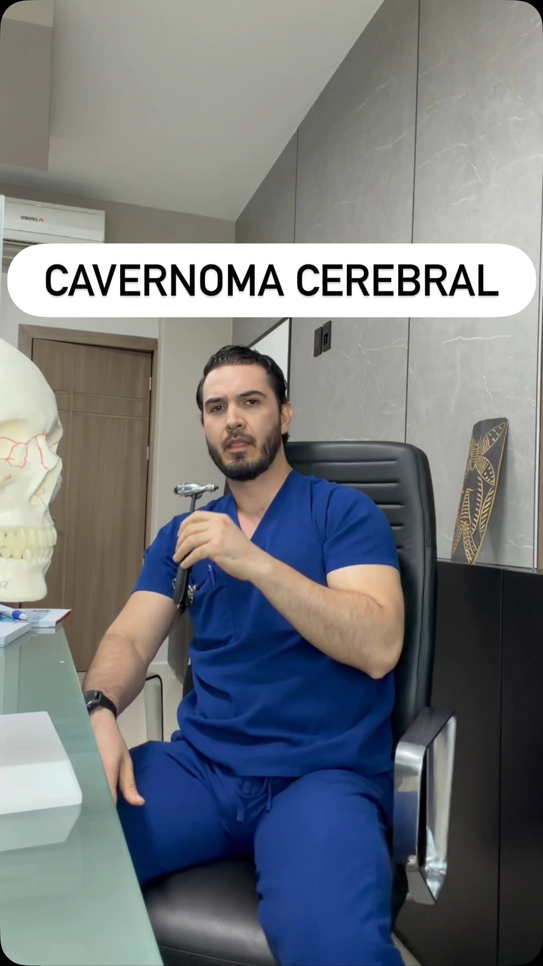 Post 4 by Dr. Carlos Estrella | Neurocirujano Guadalajara on Instagram (video)