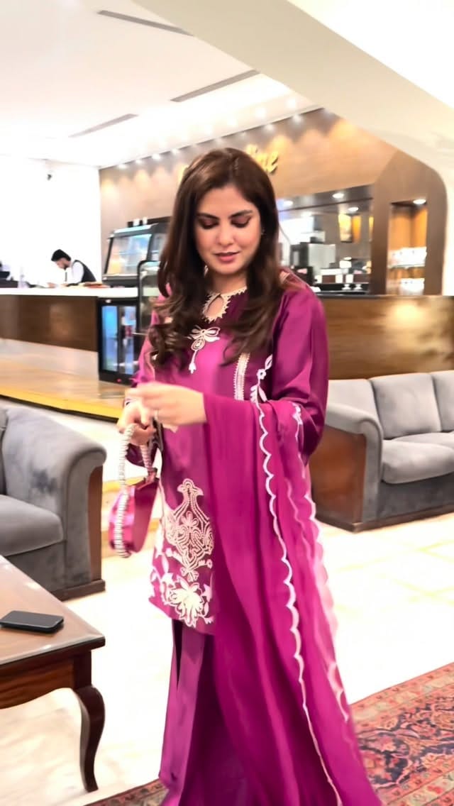 Post 7 by C H U N A R ( Festive Formals) on Instagram (video)