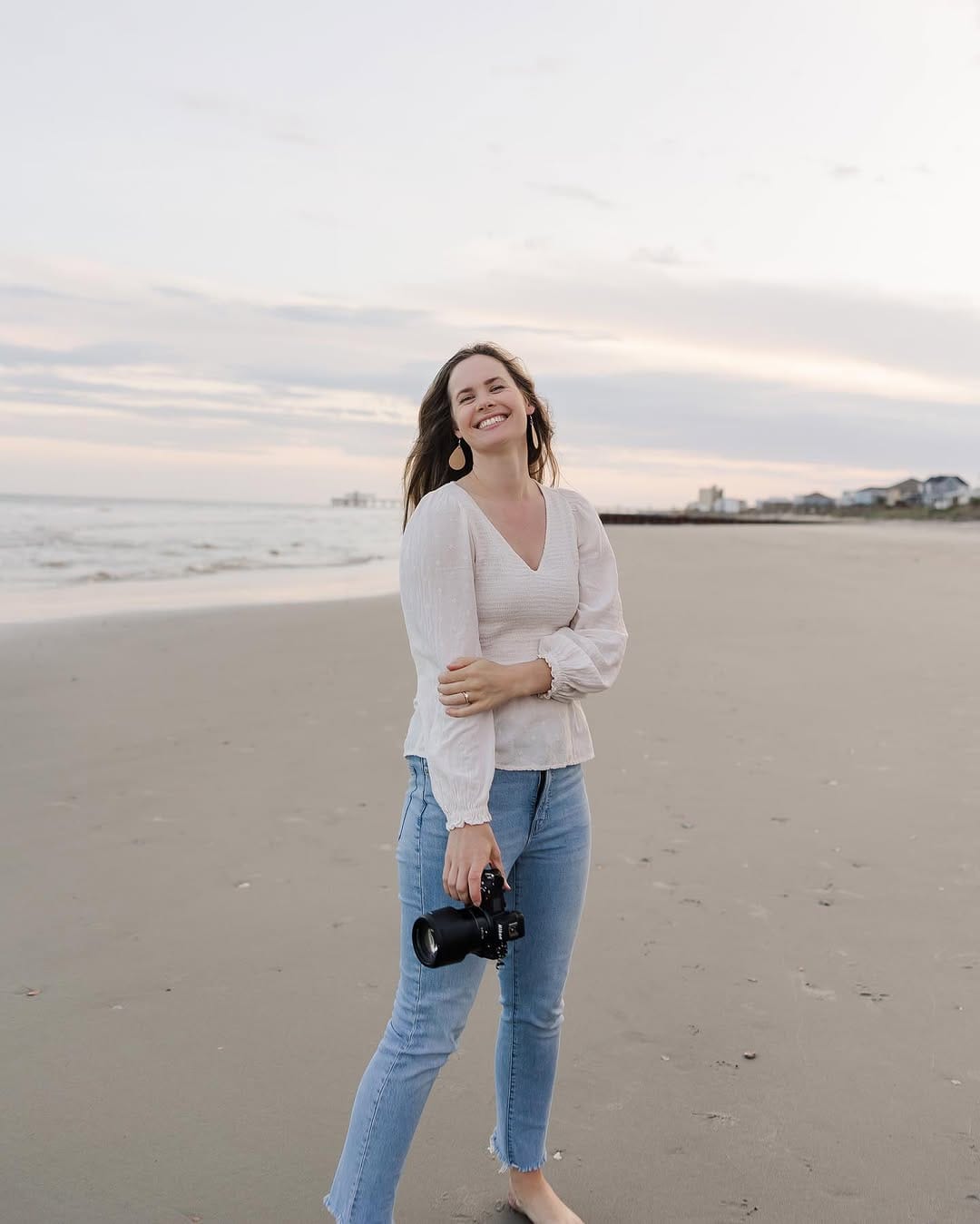 Post 10 by Sarah Elizabeth Photos on Instagram (carousel)