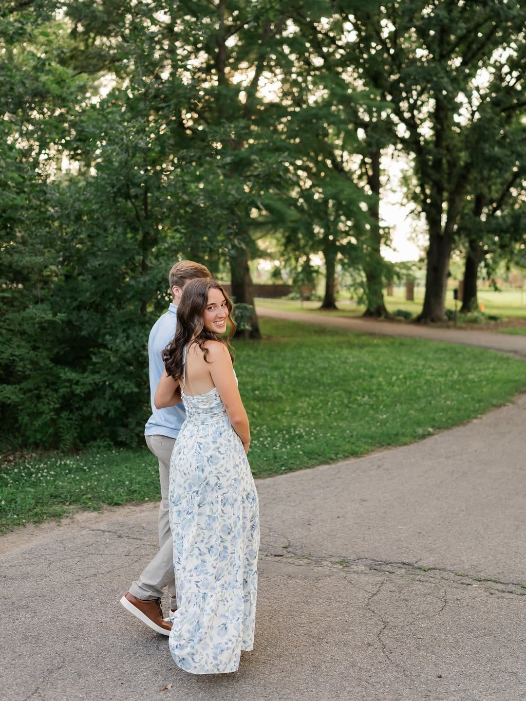 Post 2 by Sarah Elizabeth Photos on Instagram (carousel)