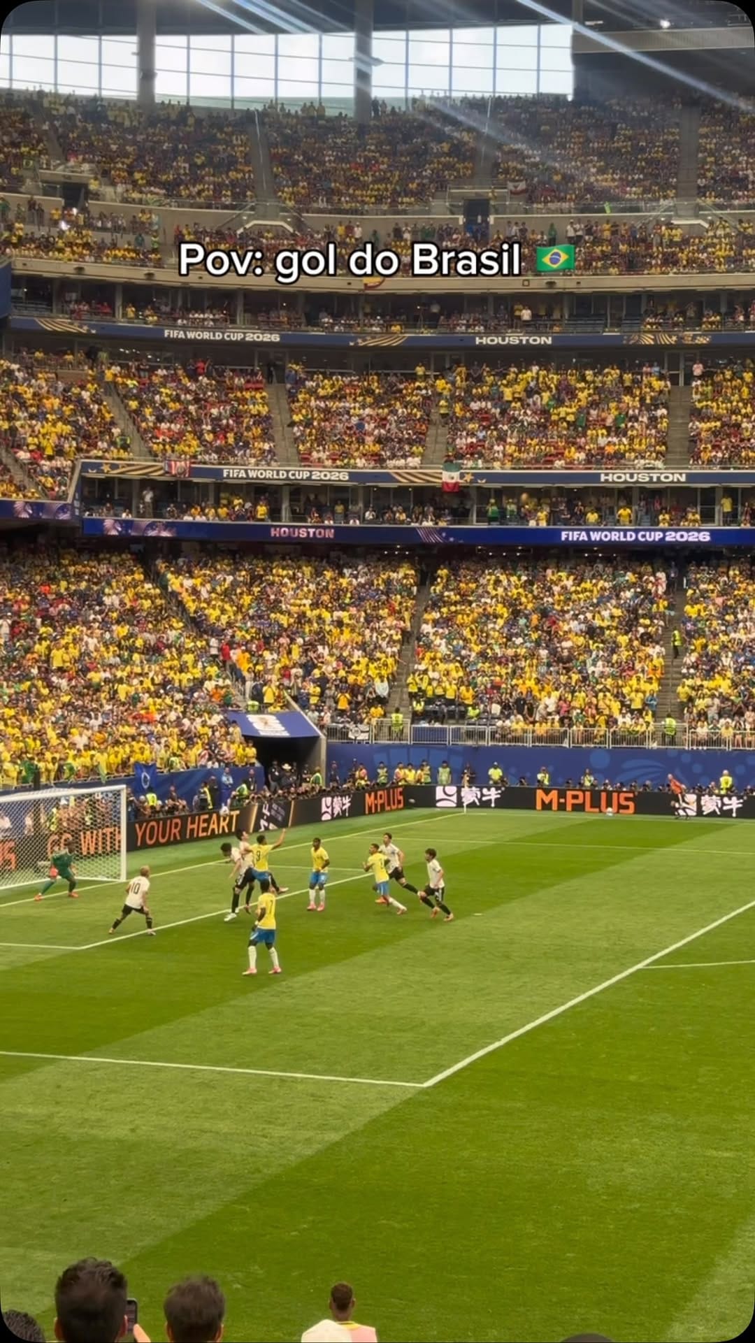 Post 6 by VICTOR VITORINO on Instagram (video)