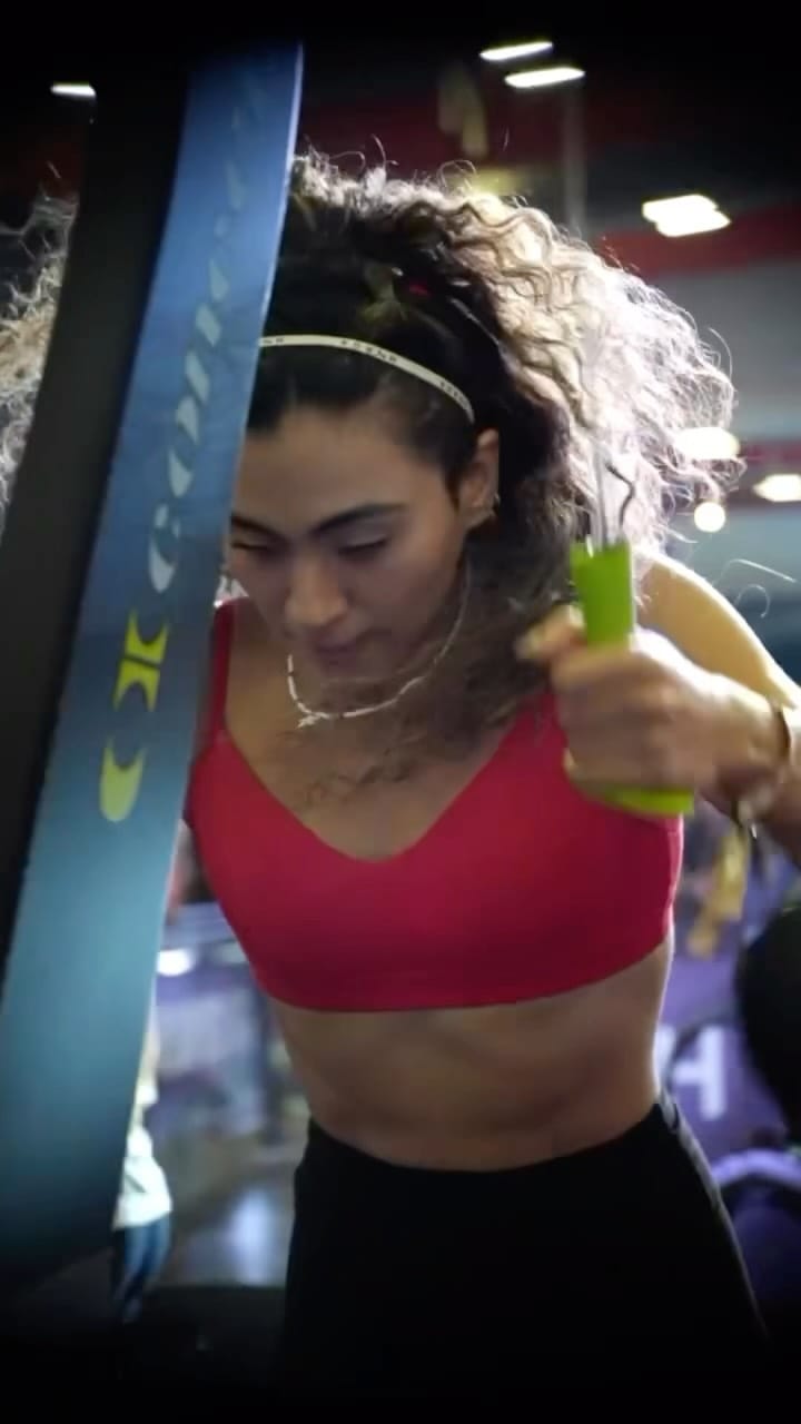 Post 5 by Regina Francine 🍎 on Instagram (video)