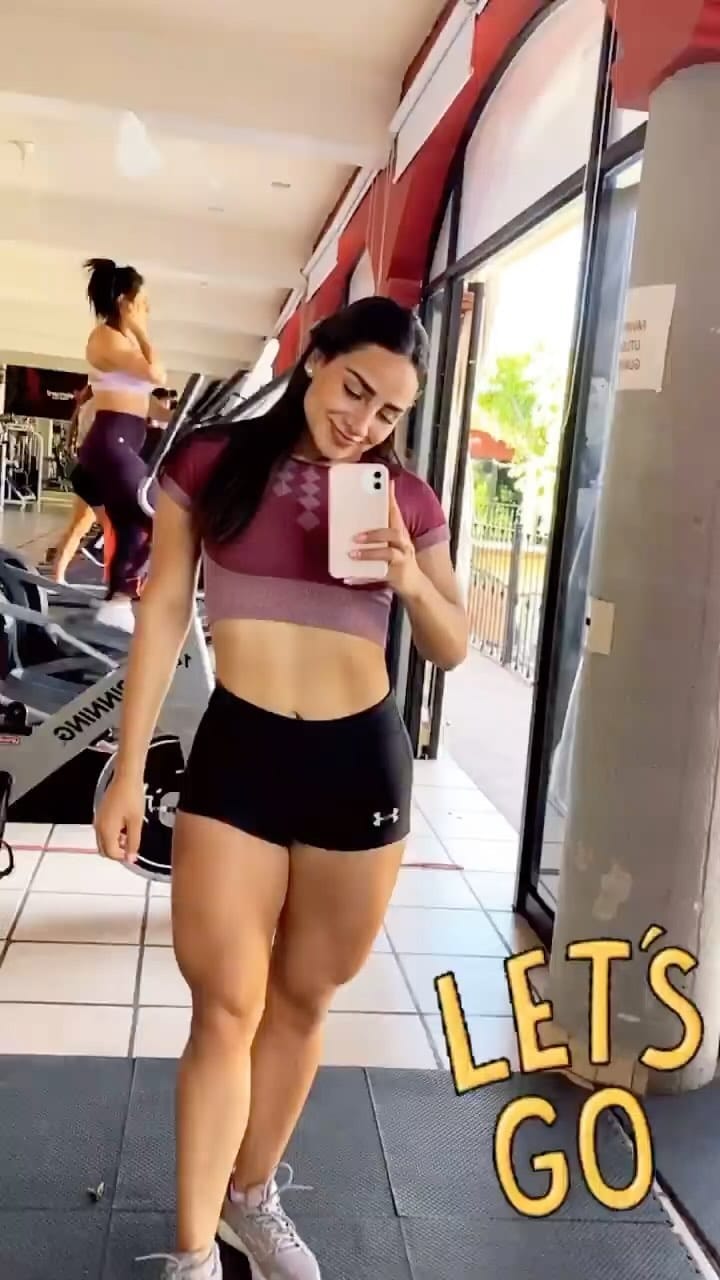 Post 9 by Estefania Galindo on Instagram (video)