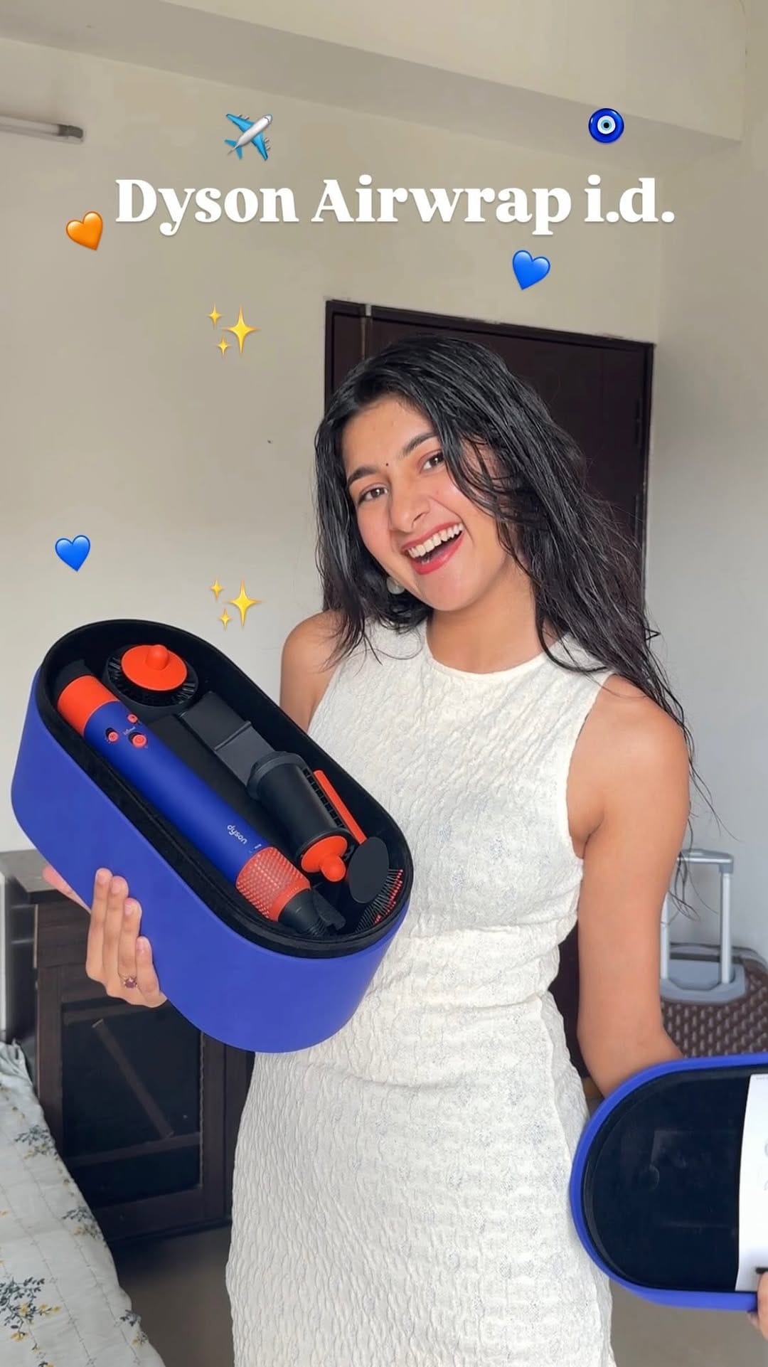 Post 10 by Aradhya Singh on Instagram (video)