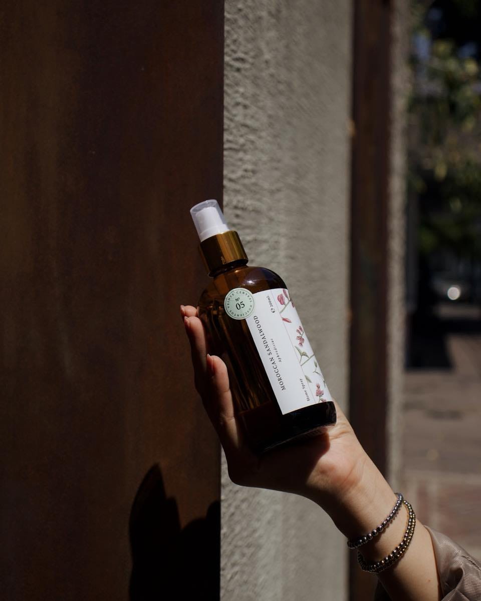 Post 6 by Central220 Velas aromáticas on Instagram (carousel)