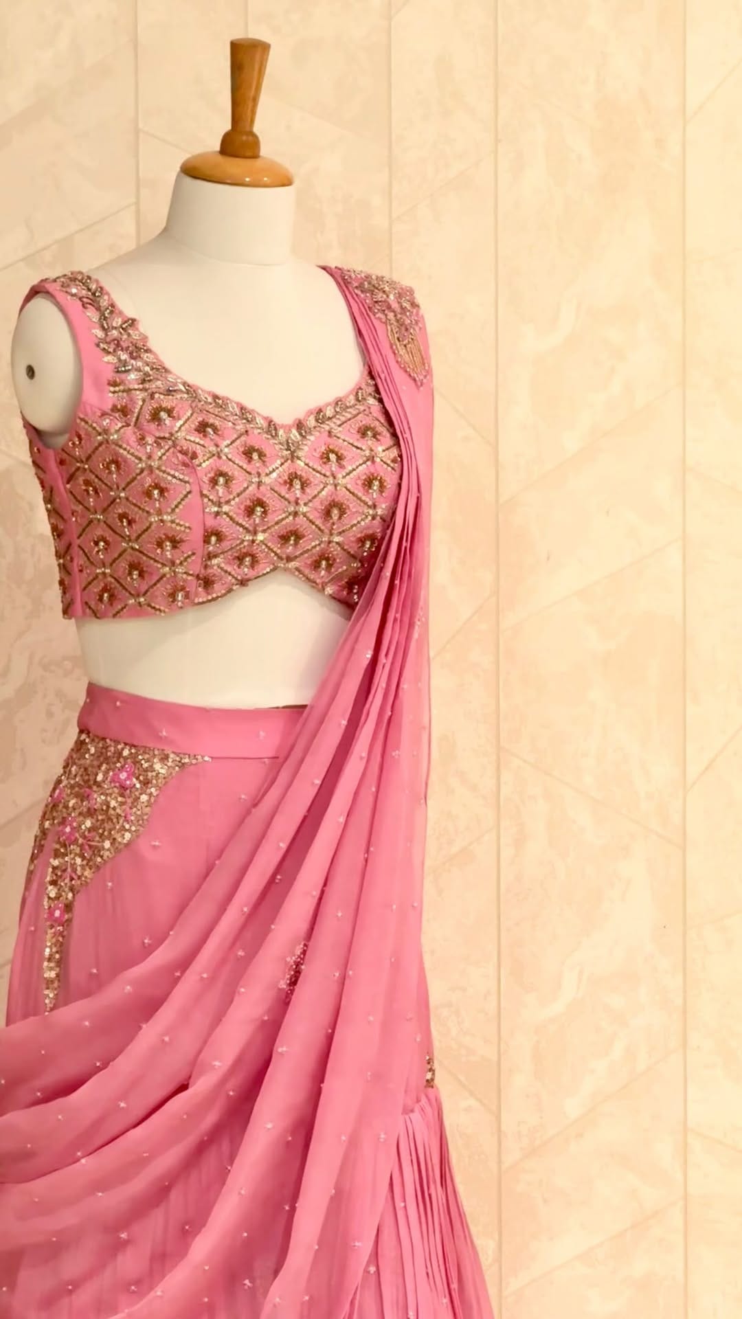 Post 8 by Nandini on Instagram (video)