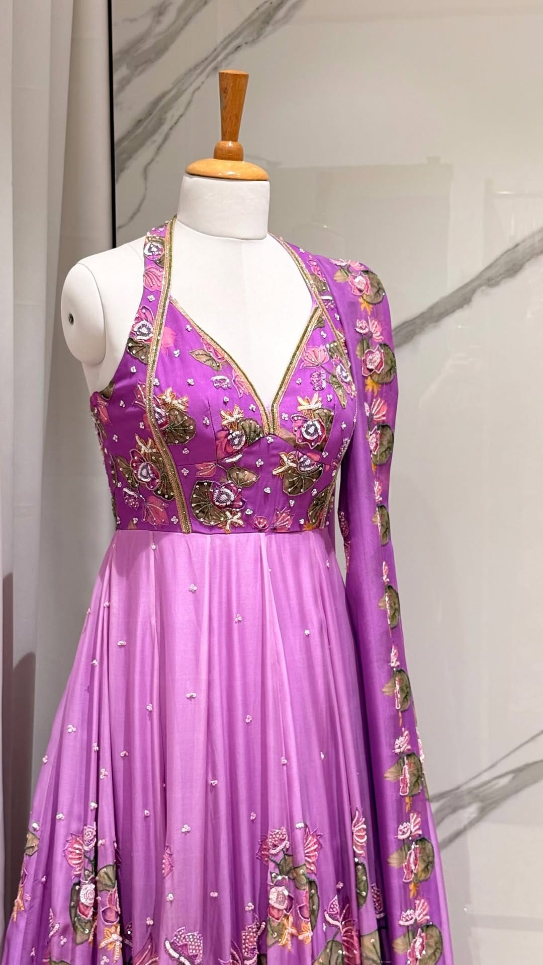 Post 3 by Nandini on Instagram (video)