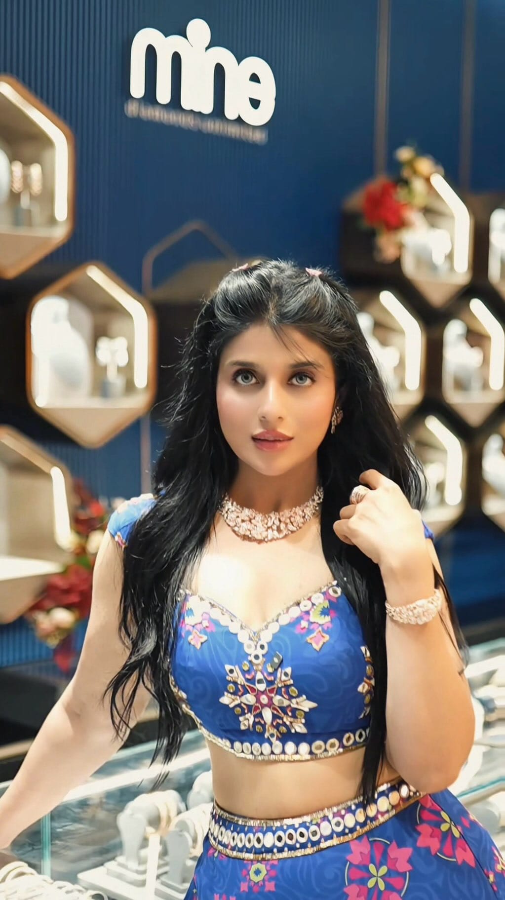 Post 7 by Zinobia Mistry on Instagram (video)