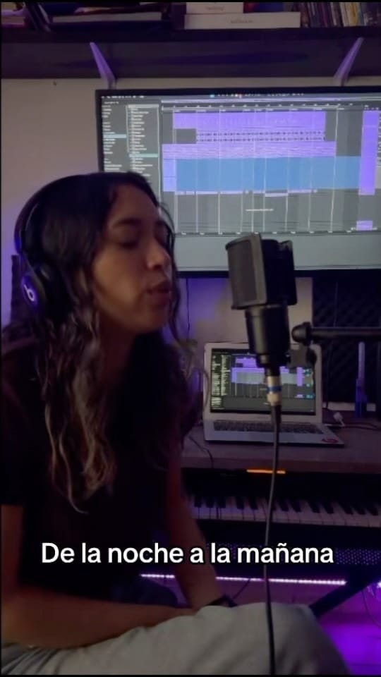 Post 10 by Laura Rubio 💙🦋 on Instagram (video)