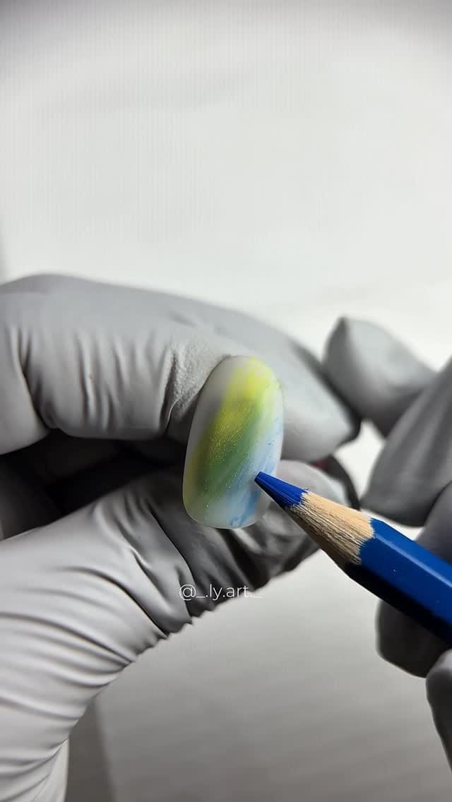Post 6 by Linda Casillas✨|Manicurista|Nailartist🎨 on Instagram (video)