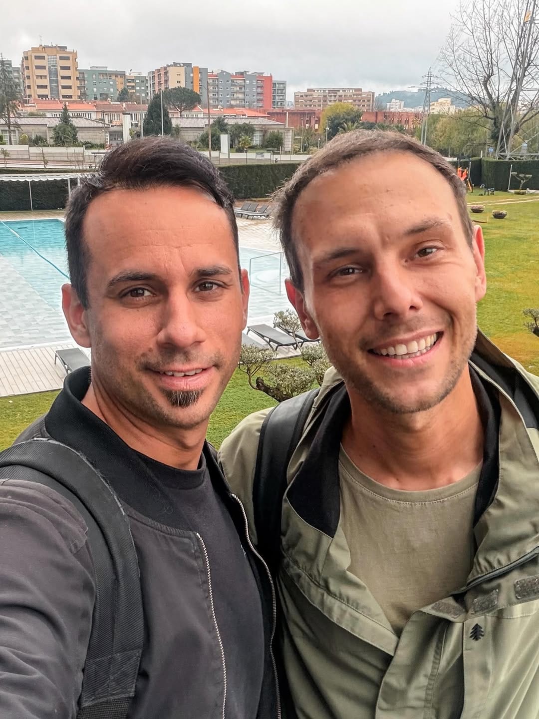 Post 8 by 𝗚𝗢𝗟𝗣𝗘 / 𝗕𝗥𝗢𝗞𝗘𝗡 𝗥𝗢𝗕𝗢𝗧 on Instagram (carousel)