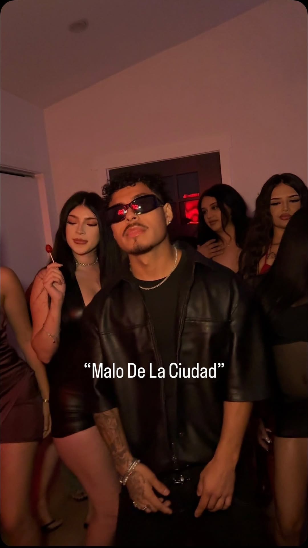 Post 5 by Ki Fer 🇲🇽👽🇲🇽 on Instagram (video)